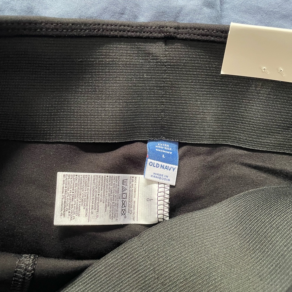 NWT Pleated Leggings Old Navy - Picture 4 of 5